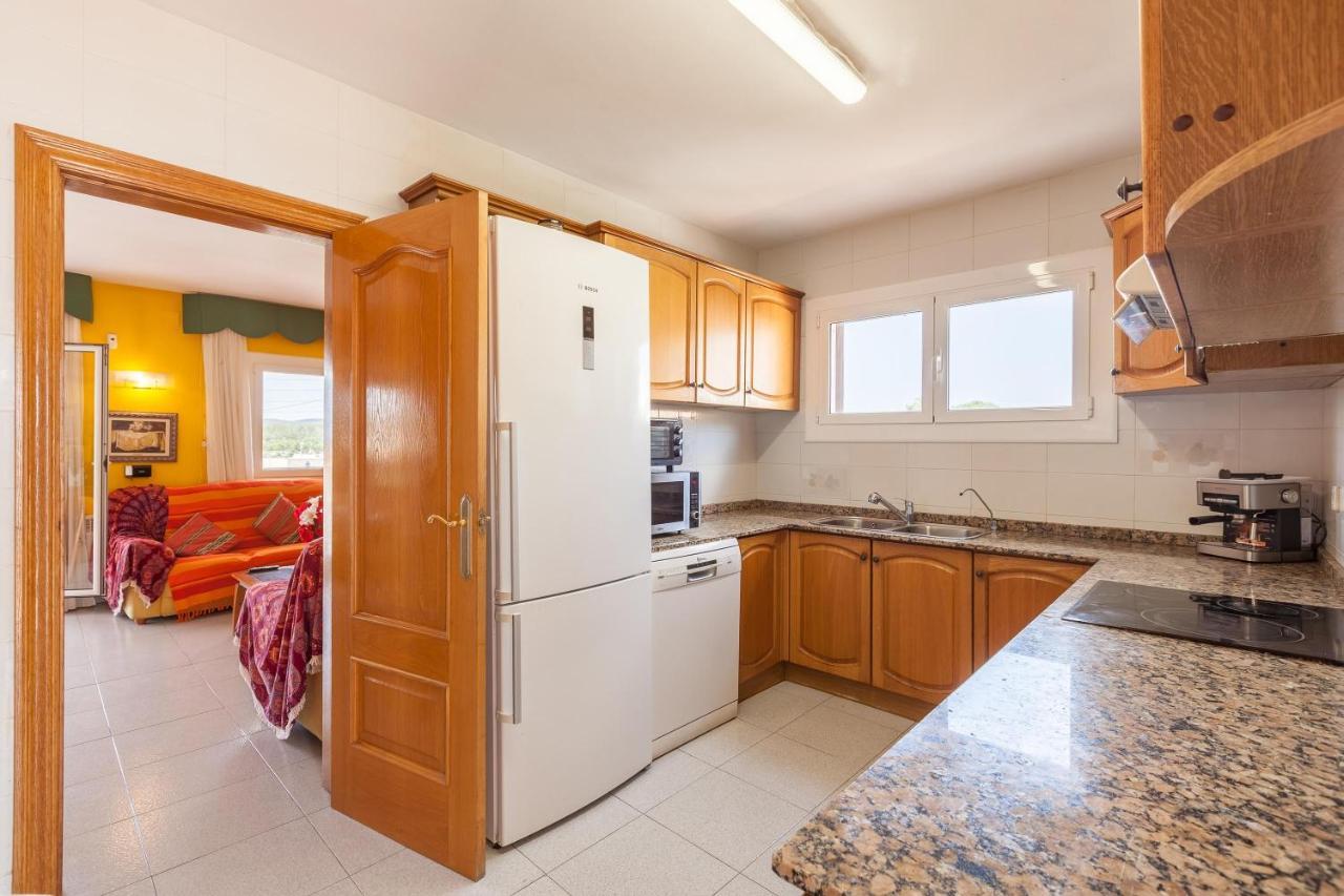Villa Lilia Vilanova i la Geltrú Exteriör bild